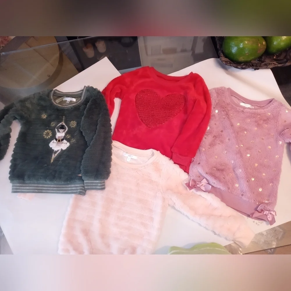 TAHARI GIRLS 4T LOT OF 4 FAUX FUR SOFT COZY PULLOVER SWEATERS